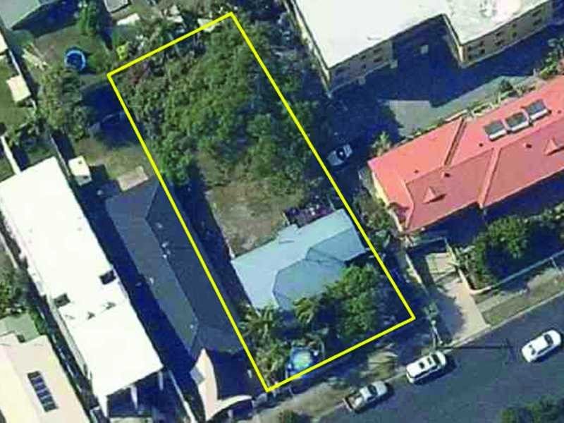 3 Second Avenue, Palm Beach QLD 4221