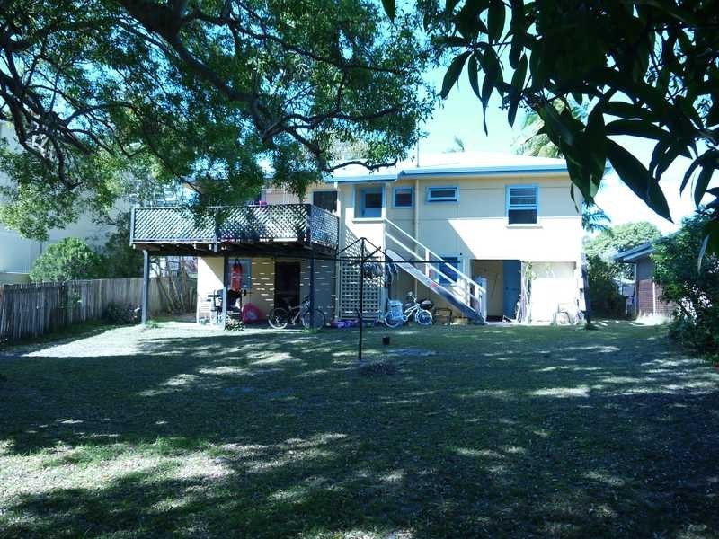 3 Second Avenue, Palm Beach QLD 4221