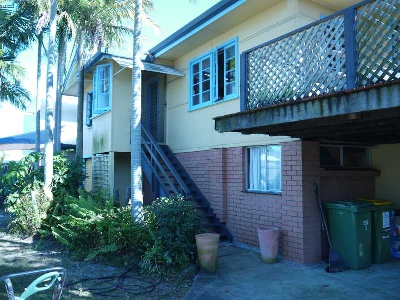 3 Second Avenue, Palm Beach QLD 4221