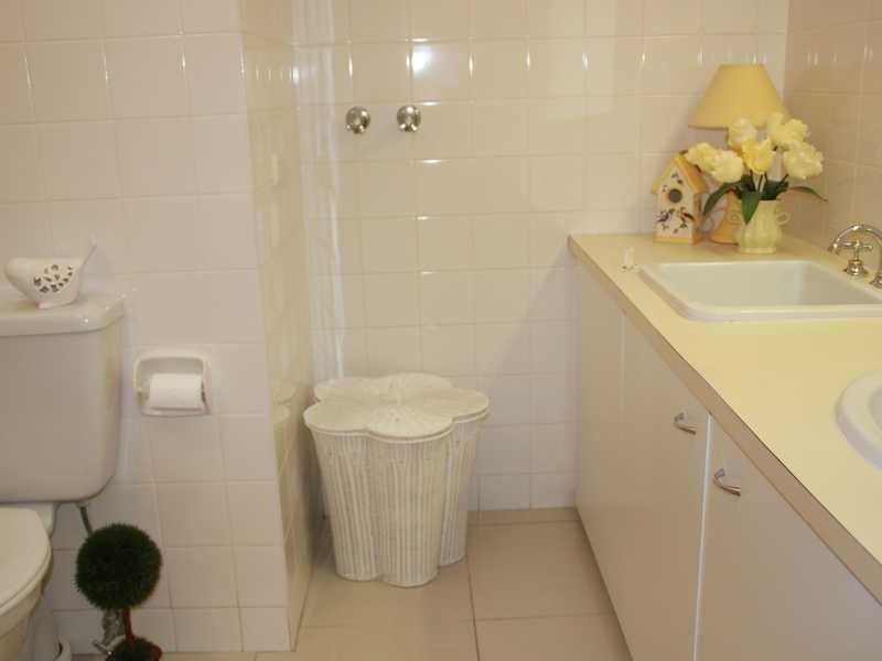 4/7 Lind Avenue, Palm Beach QLD 4221