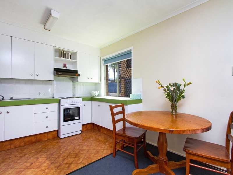 2/993 Gold Coast Highway, Palm Beach QLD 4221