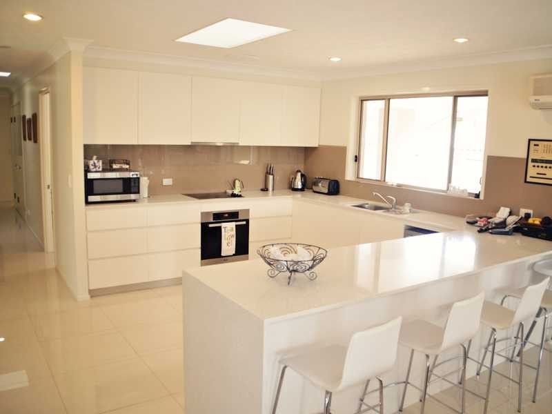 54 Melaleuca Drive, Palm Beach QLD 4221