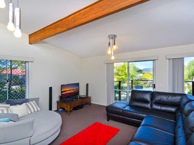 20 Fatsia Court, Elanora QLD 4221