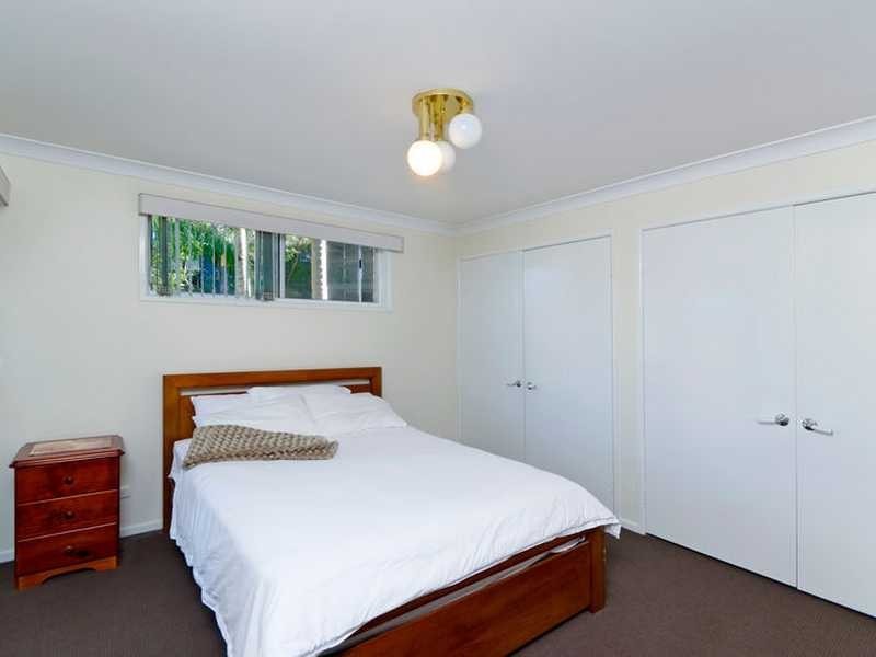 20 Fatsia Court, Elanora QLD 4221