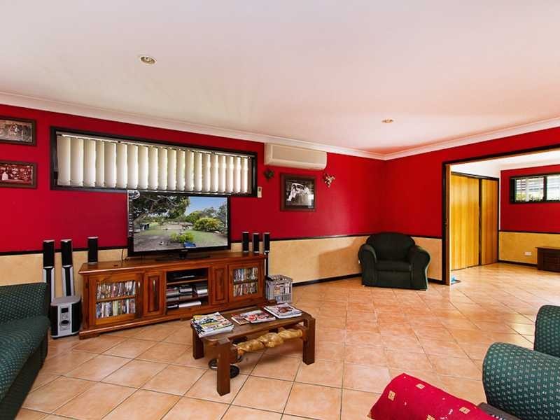 21 Daffodil Street, Tallebudgera QLD 4228