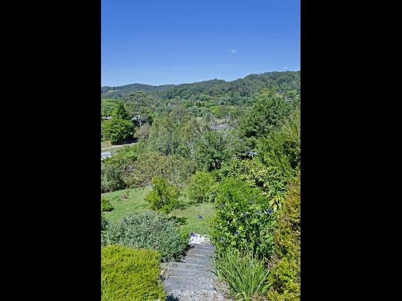36 Bradman Drive, Currumbin Valley QLD 4223