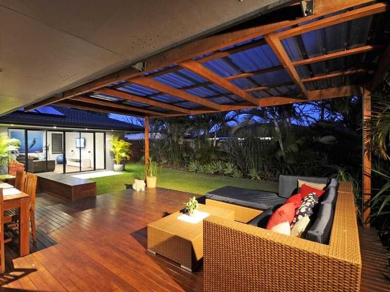 16 Satinwood Place, Palm Beach QLD 4221