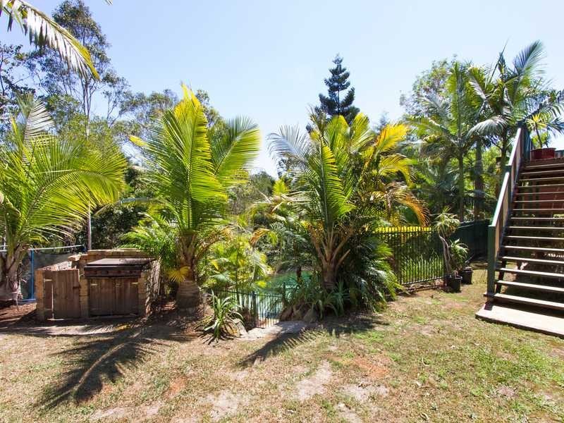 54 Forest Drive, Elanora QLD 4221