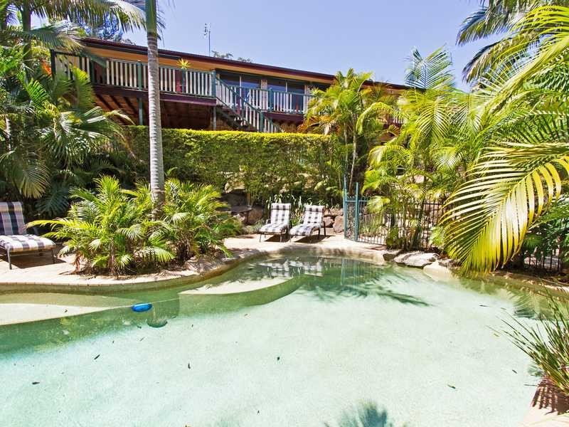 54 Forest Drive, Elanora QLD 4221
