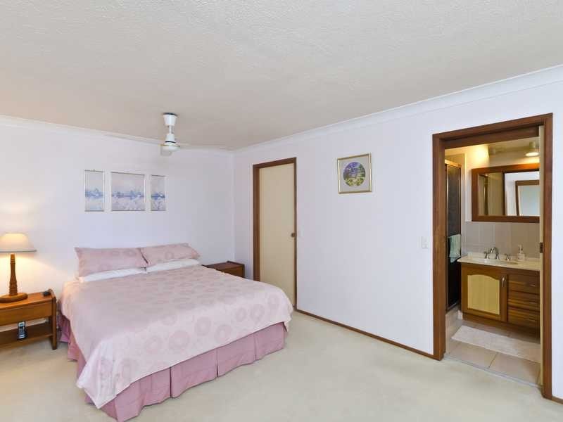 38 Swanbourne Way, Elanora QLD 4221