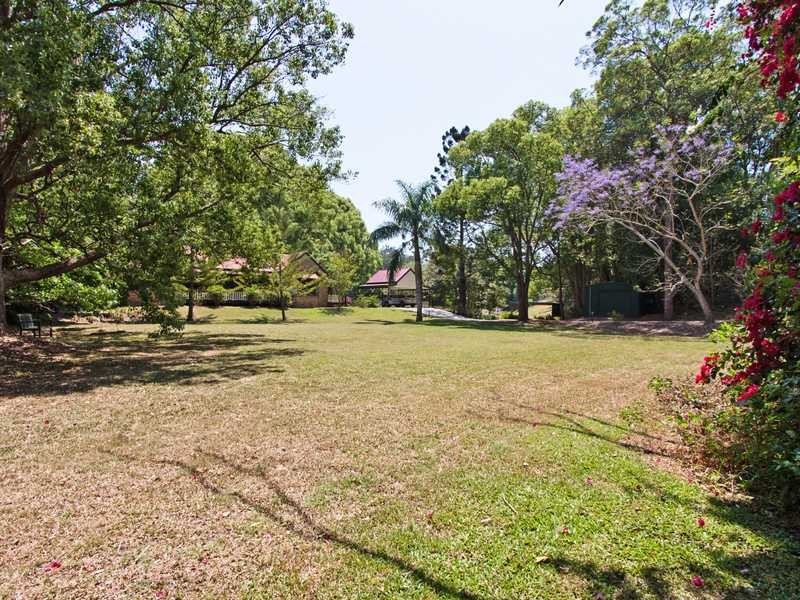 82 Coorabin Court, Tallebudgera QLD 4228