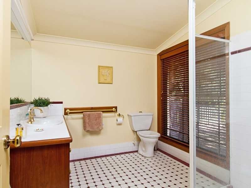 82 Coorabin Court, Tallebudgera QLD 4228