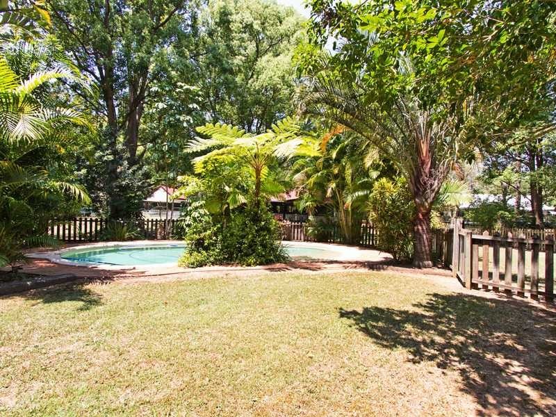 82 Coorabin Court, Tallebudgera QLD 4228