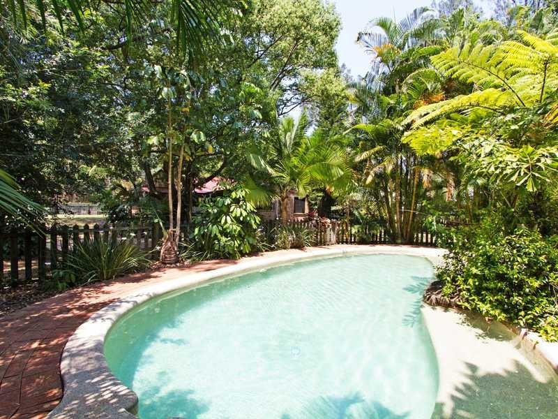 82 Coorabin Court, Tallebudgera QLD 4228