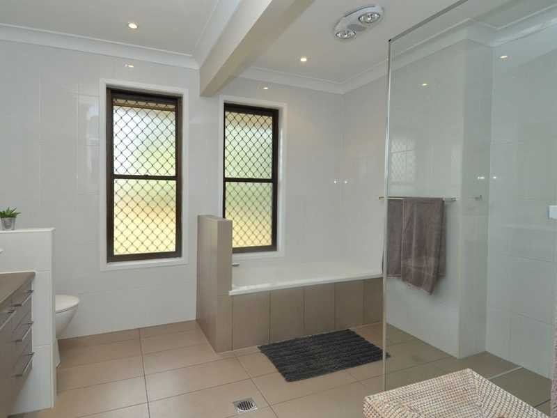 11 Hillier Street, Currumbin Waters QLD 4223