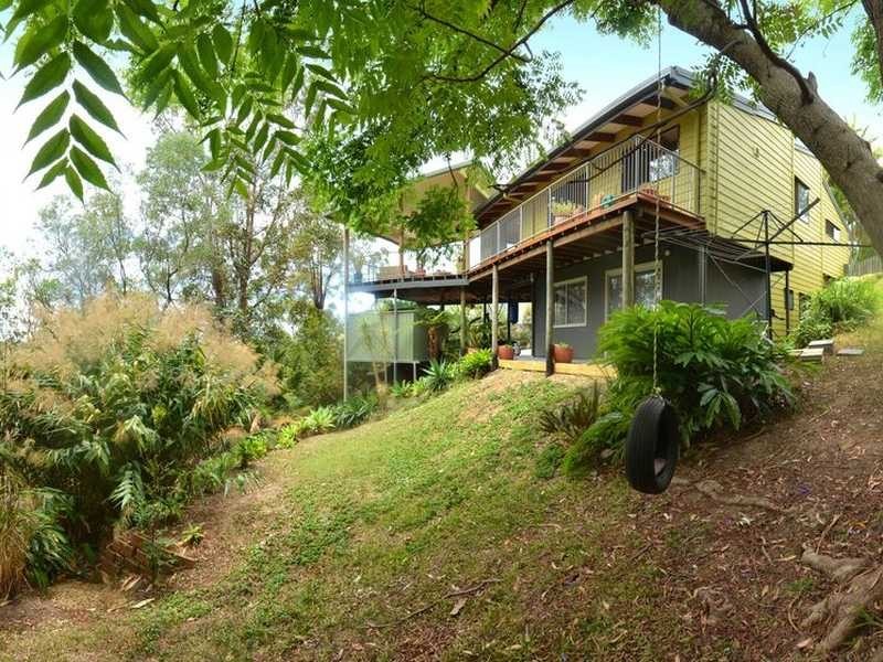 11 Hillier Street, Currumbin Waters QLD 4223