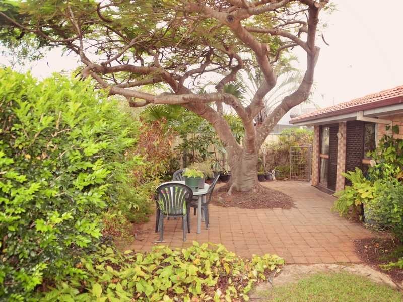 75 Parnki Parade, Palm Beach QLD 4221