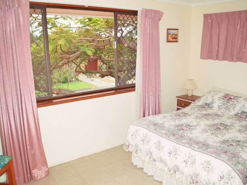 75 Parnki Parade, Palm Beach QLD 4221