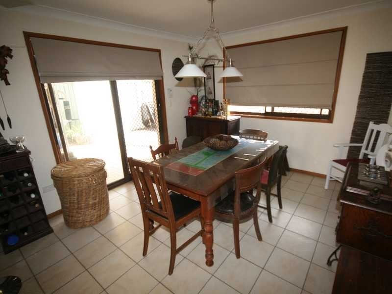4 Cedar Court, Palm Beach QLD 4221