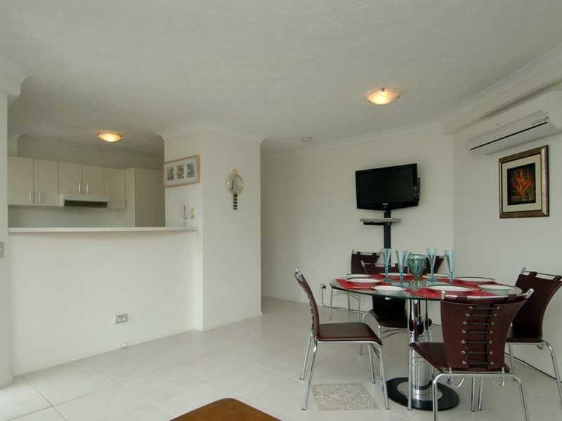 1/80 Pacific Parade, Bilinga QLD 4225