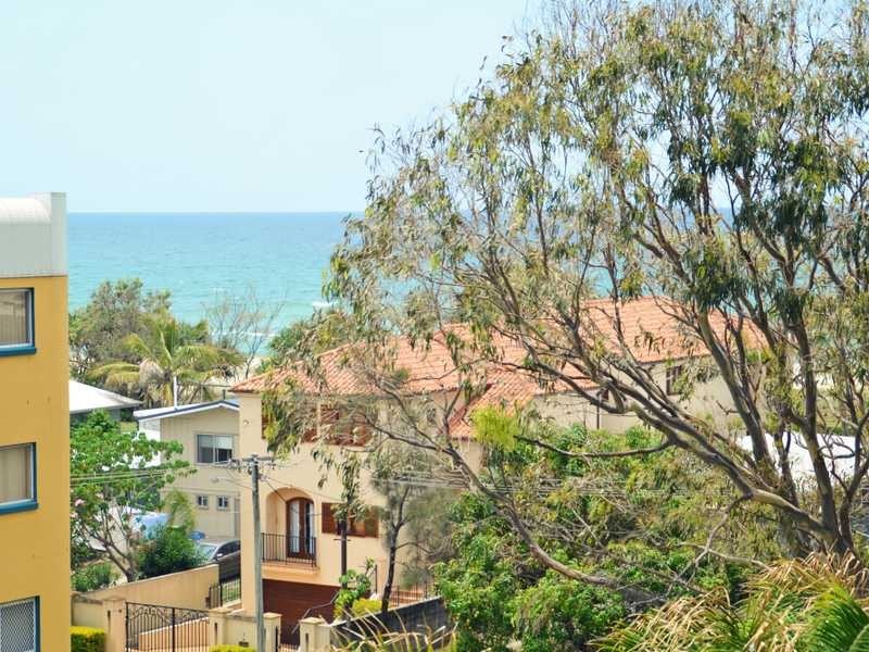 3F/973 Gold Coast Highway, Palm Beach QLD 4221