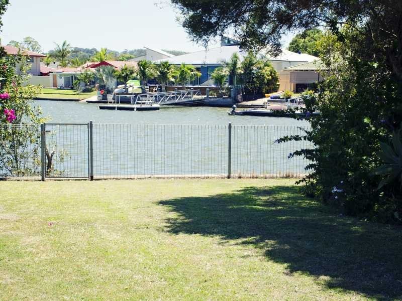 3 Boom Court, Currumbin Waters QLD 4223