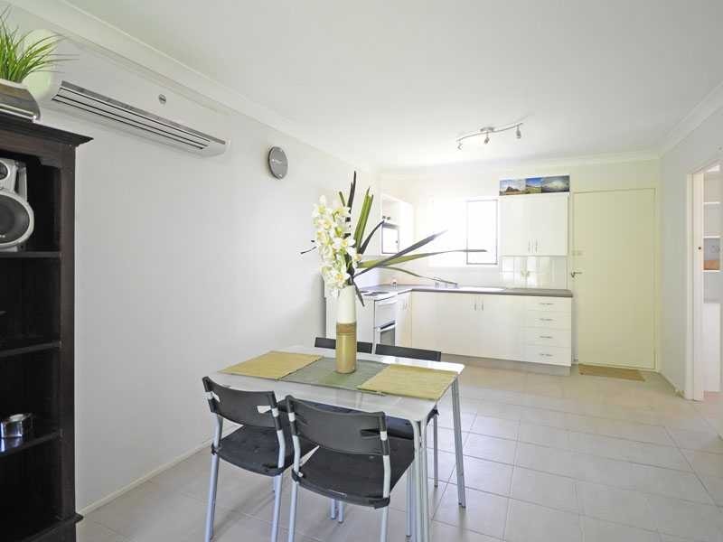 4/58 Sarawak Avenue, Palm Beach QLD 4221