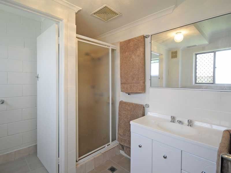 4/58 Sarawak Avenue, Palm Beach QLD 4221