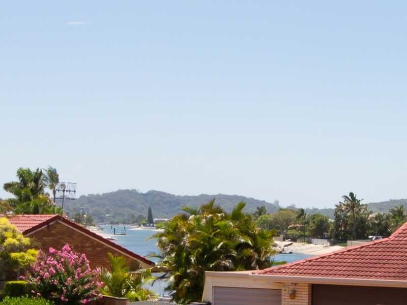 237 Mallawa Drive, Palm Beach QLD 4221