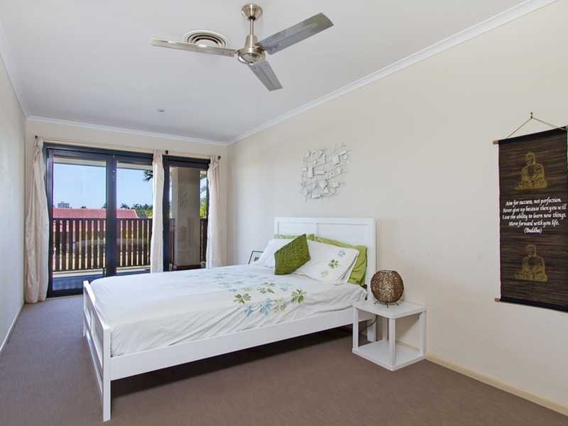 237 Mallawa Drive, Palm Beach QLD 4221