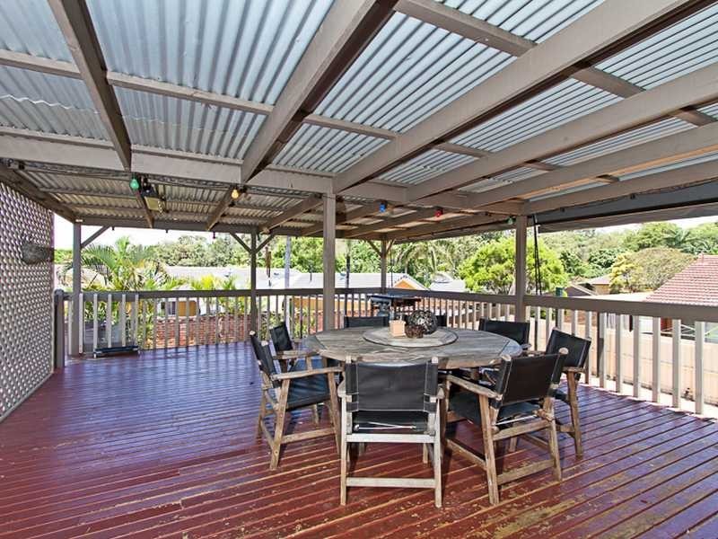 237 Mallawa Drive, Palm Beach QLD 4221