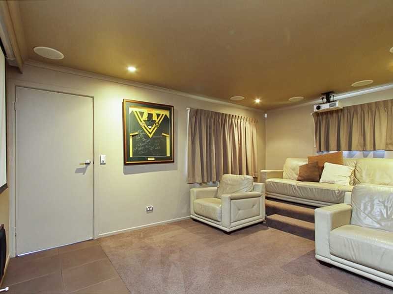 237 Mallawa Drive, Palm Beach QLD 4221