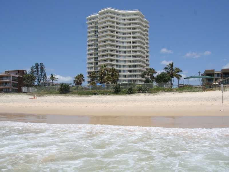 4C/2 Nineteenth Avenue, Palm Beach QLD 4221