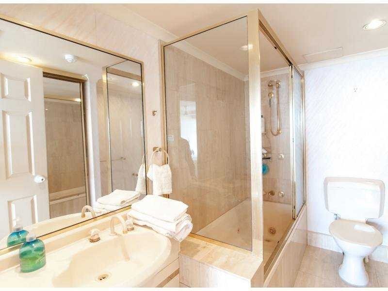 4C/2 Nineteenth Avenue, Palm Beach QLD 4221