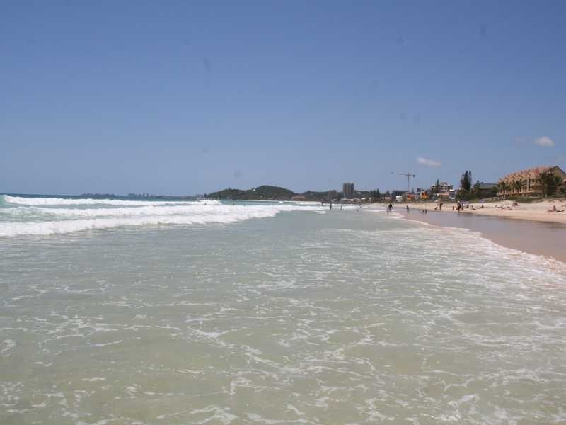 4C/2 Nineteenth Avenue, Palm Beach QLD 4221