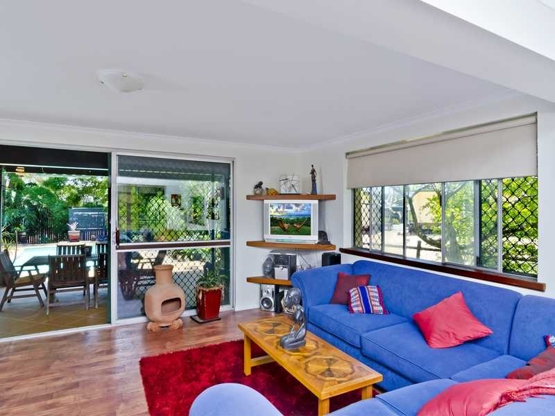 19 Westview Road, Currumbin QLD 4223