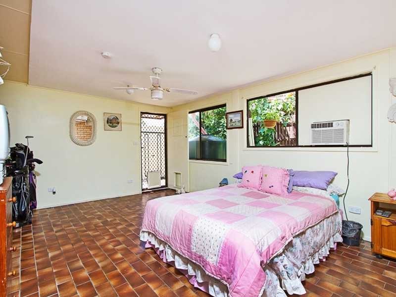 12 Bronhill Street, Currumbin Waters QLD 4223