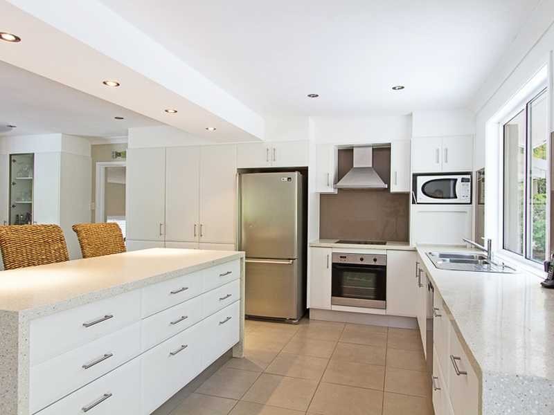 3 Coorabin Court, Tallebudgera QLD 4228