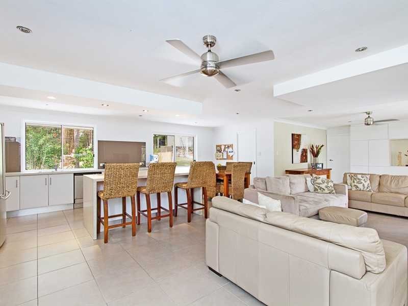 3 Coorabin Court, Tallebudgera QLD 4228