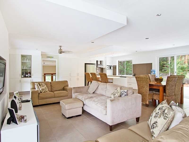 3 Coorabin Court, Tallebudgera QLD 4228