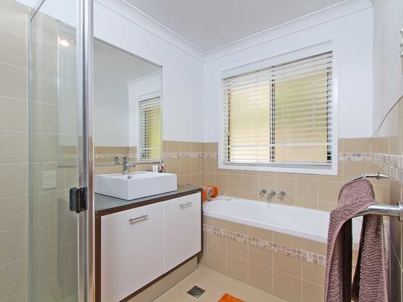 3 Coorabin Court, Tallebudgera QLD 4228