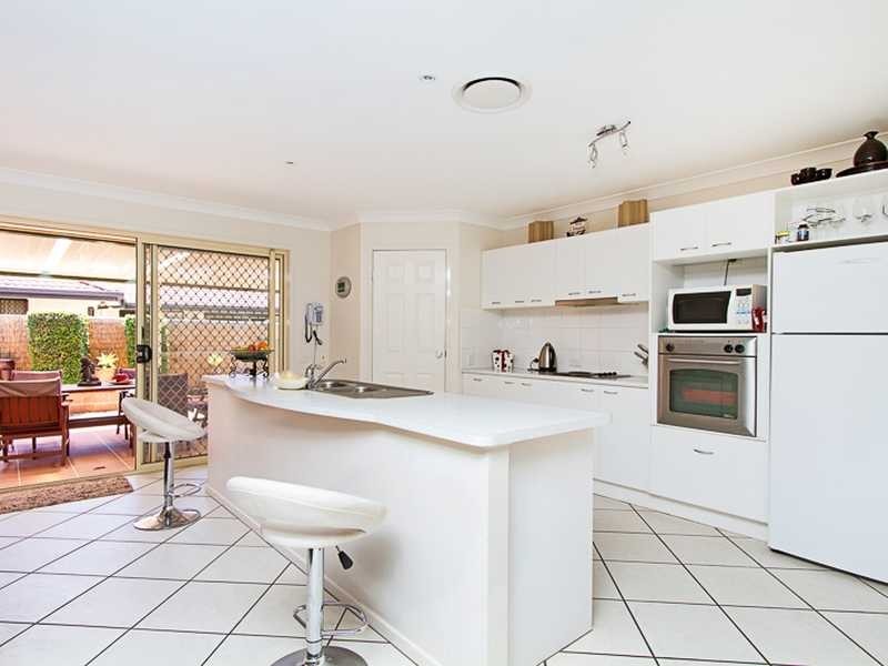 62 Baekea Drive, Elanora QLD 4221