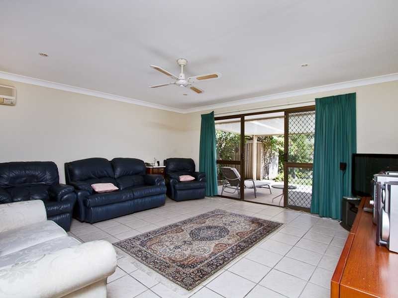 43 Ironbark Street, Elanora QLD 4221