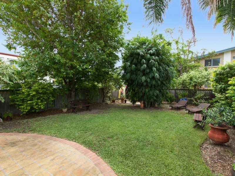 47 Twenty Fourth Avenue, Palm Beach QLD 4221