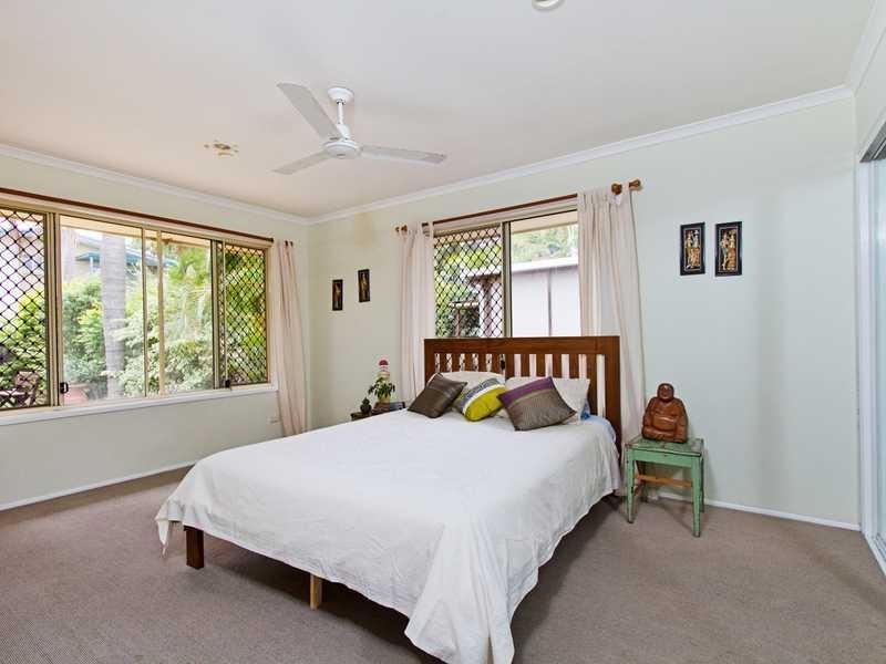 47 Twenty Fourth Avenue, Palm Beach QLD 4221