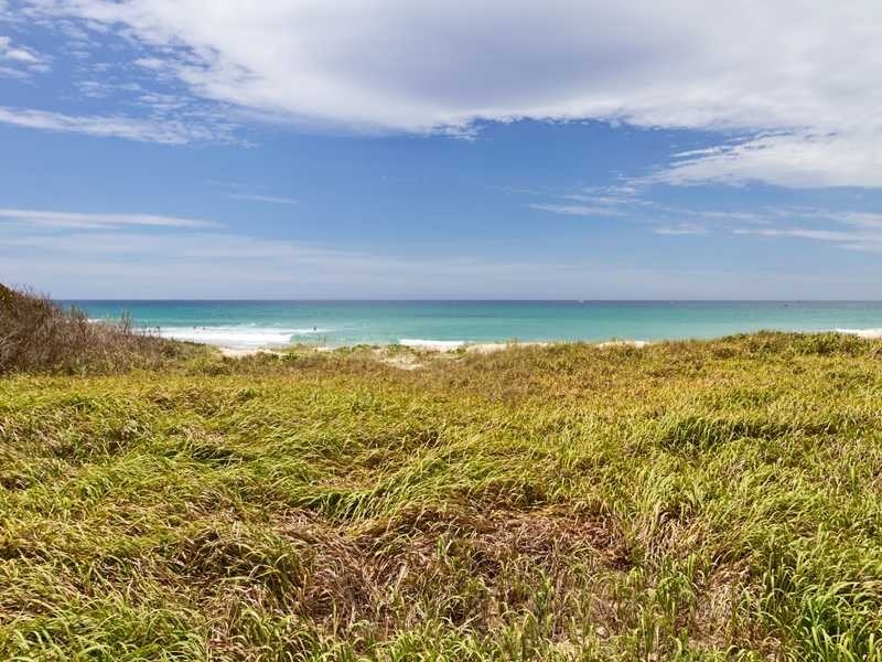 47 Twenty Fourth Avenue, Palm Beach QLD 4221