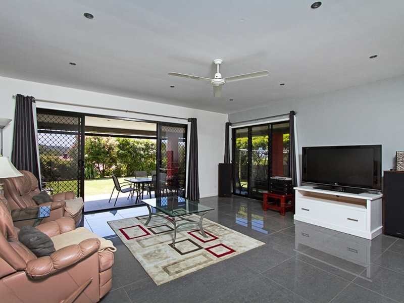 59 Sawtell Drive, Currumbin Waters QLD 4223