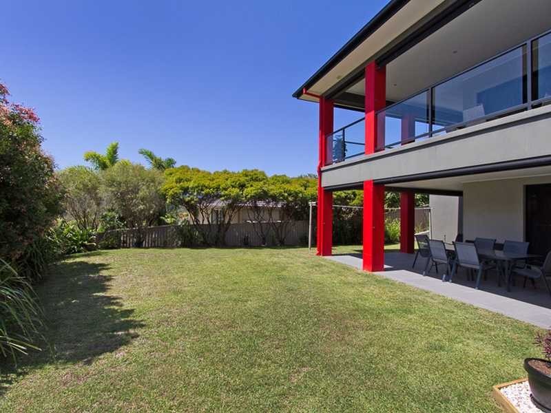 59 Sawtell Drive, Currumbin Waters QLD 4223
