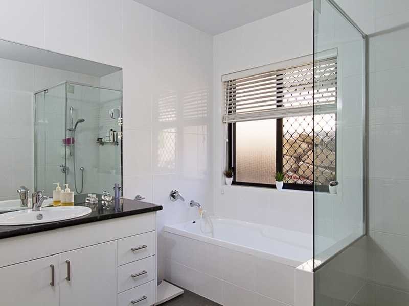 59 Sawtell Drive, Currumbin Waters QLD 4223