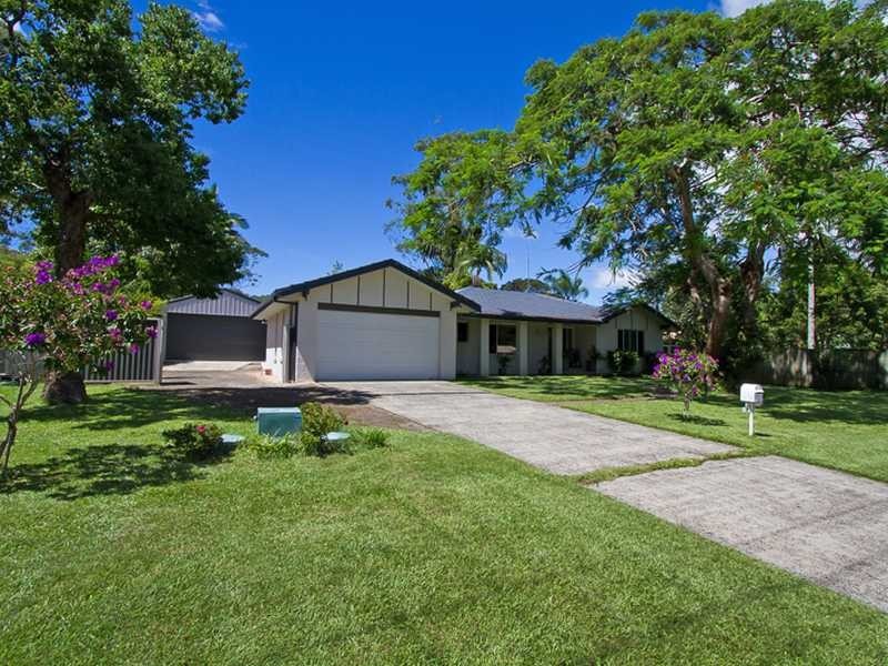 8 Tierney Drive, Currumbin Waters QLD 4223